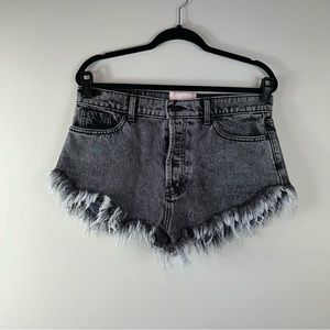 Revice Denim Sidekick Shorts in Acid Wash Black Size 30